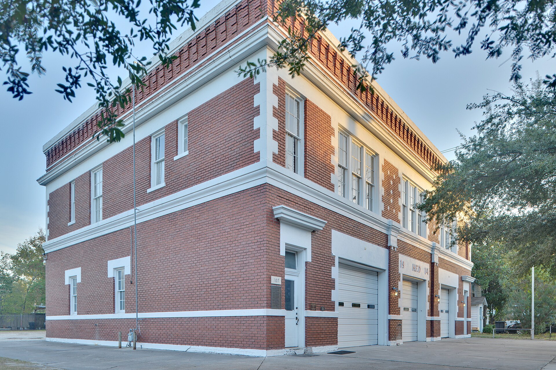 Houston Heights City Hall and Fire Station